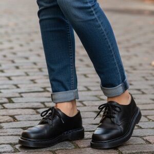 DR Martens oxfords